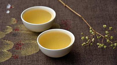 高級の品飲体験とは何か。