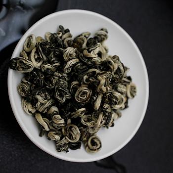 Yunnan Fragrant High-Mountain Green Tea